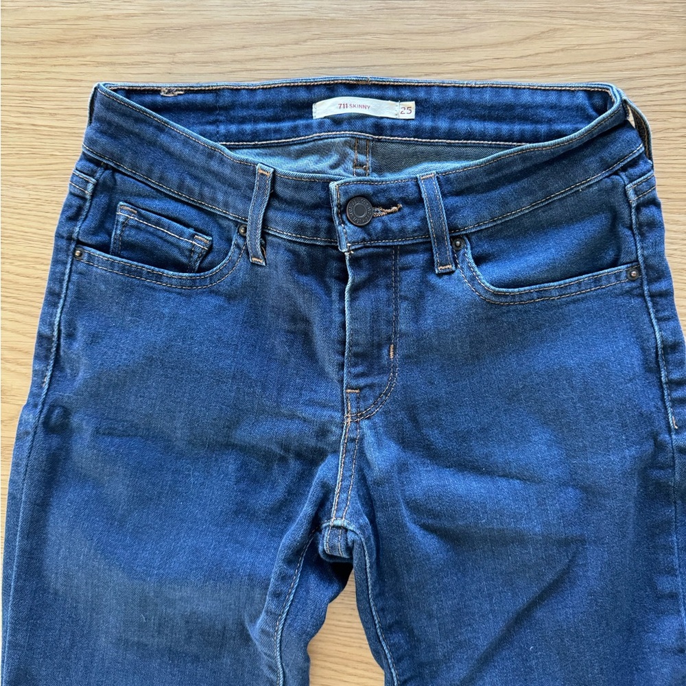 Levi’s 711 Skinny Jeans